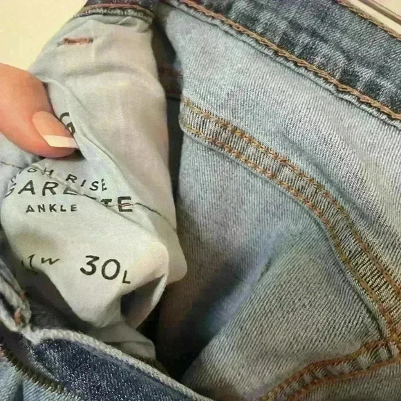 BDG High Rise Cigarette Ankle Jeans - Picture 4 of 5